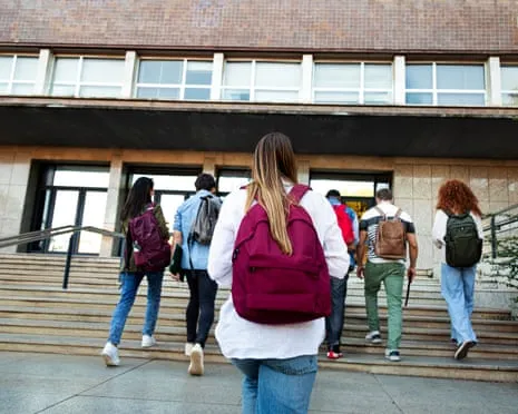 While Teen Boys Move Toward Conservatism, the Rise of the 'Relaxed Female' Trend Grows Apparent